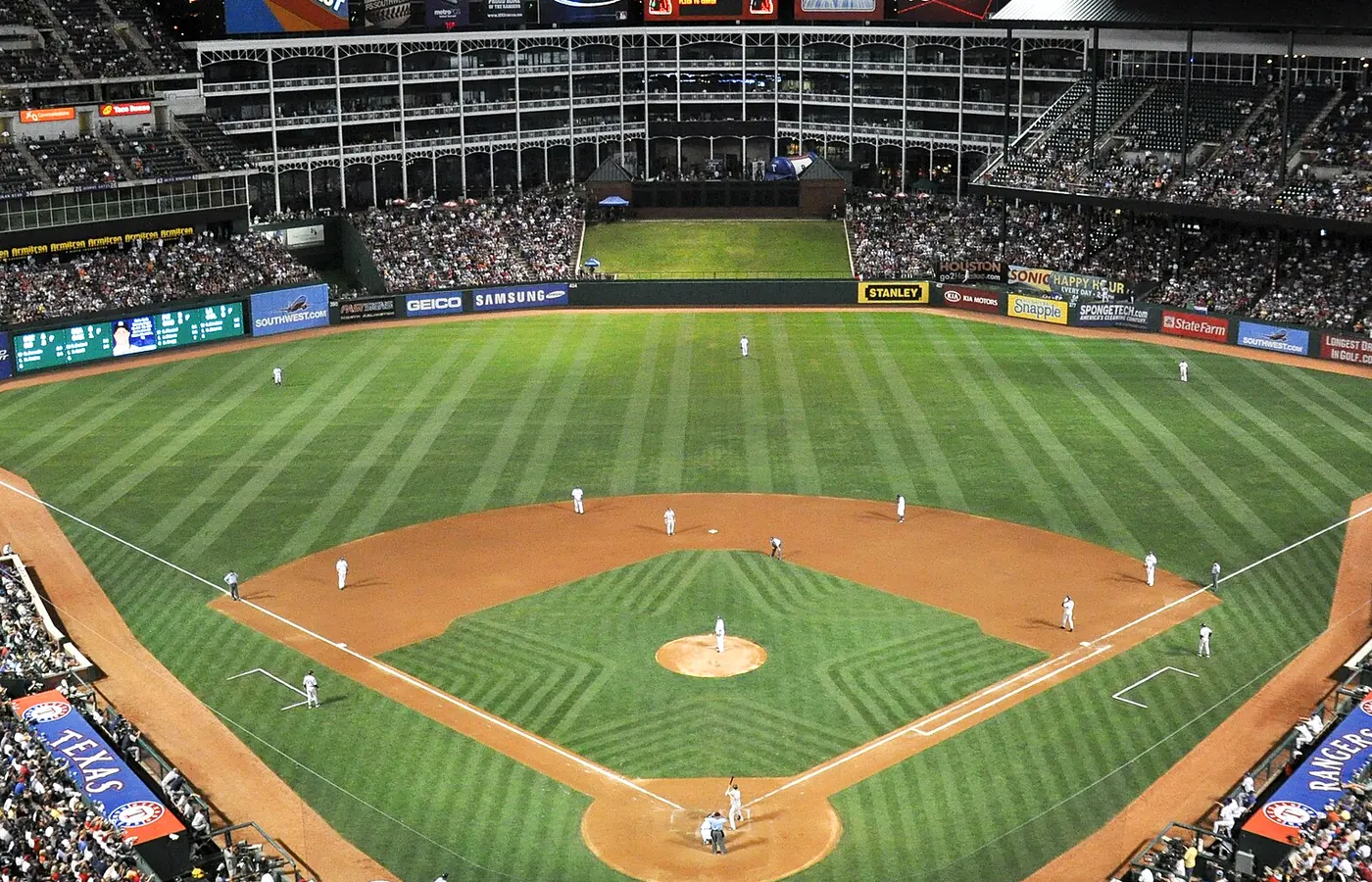 A night game at Rangers Ballpark in Arlington in May 2009, with the crowd and the field lights