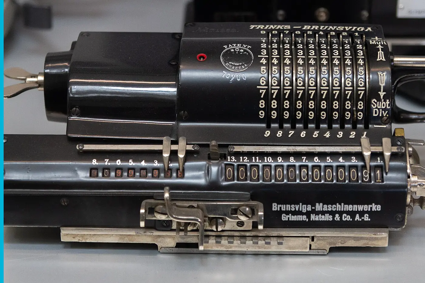 A Brunsviga Trinks calculator, the lever on the right